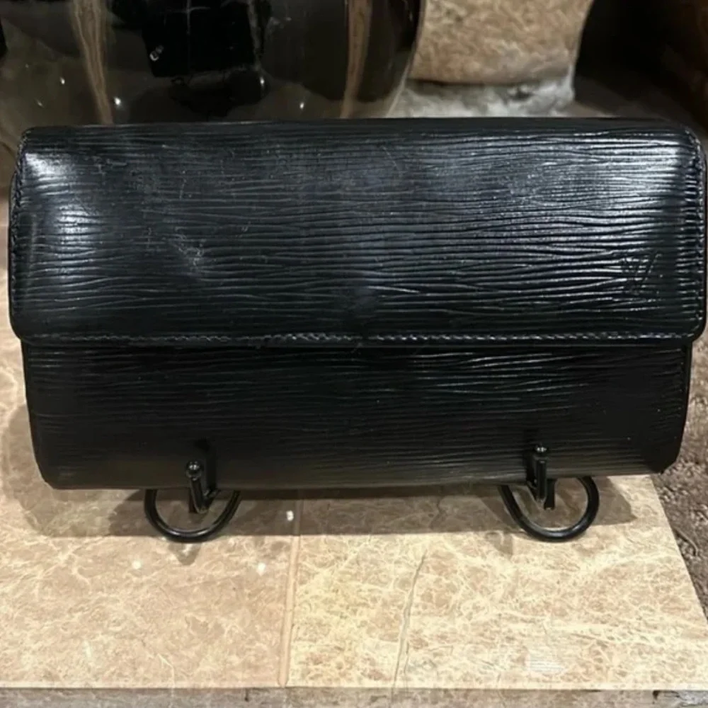 LOUIS VUITTON Vintage Black Nior Epi Leather Wallet